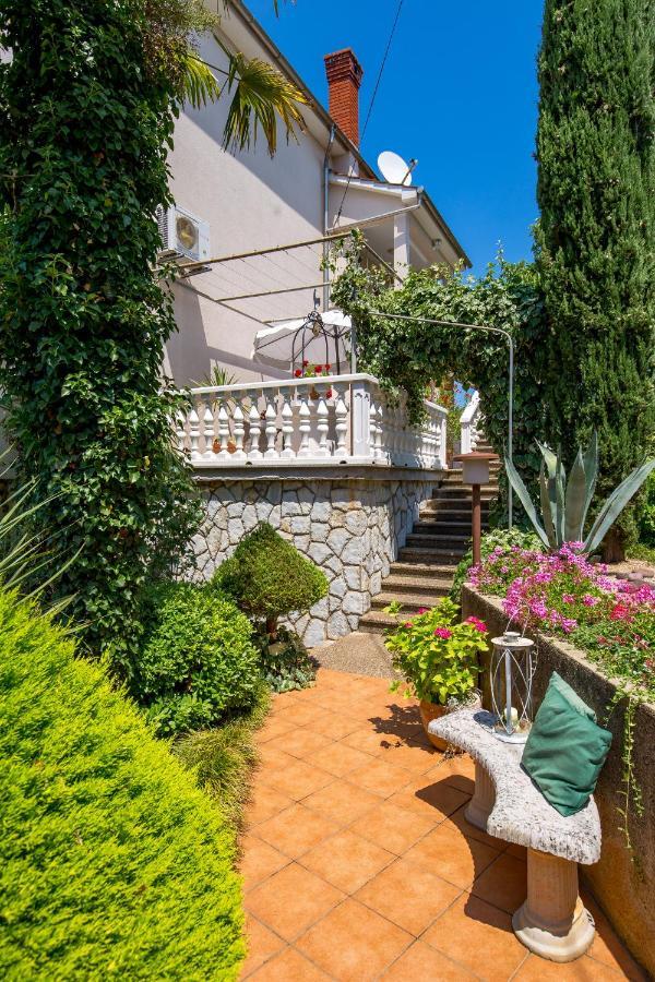 B&B Marijana Malinska Exterior foto